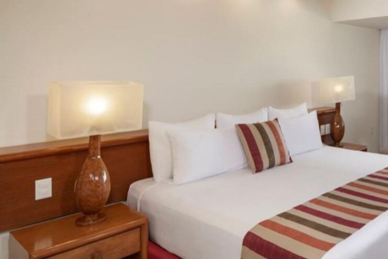 Hotel Oasis Palm Cancún Zewnętrze zdjęcie