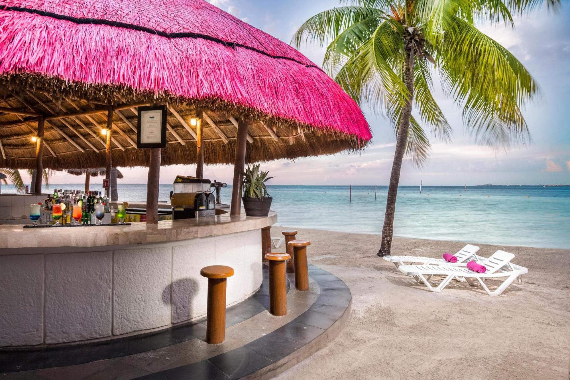 Hotel Oasis Palm Cancún Zewnętrze zdjęcie